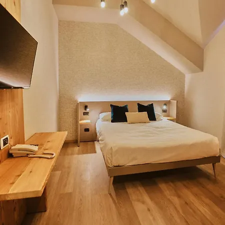 Meuble Vecchio Scarpone 3*