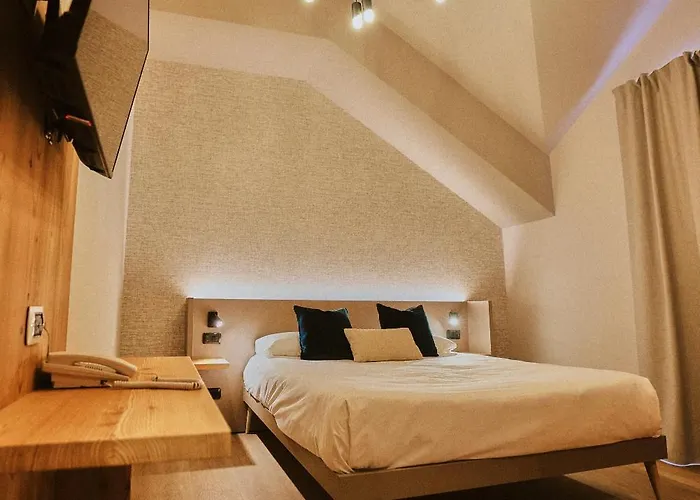 Otel Meuble Vecchio Scarpone 3*