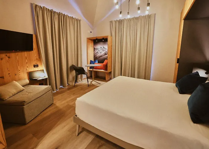 Otel Meuble Vecchio Scarpone 3*